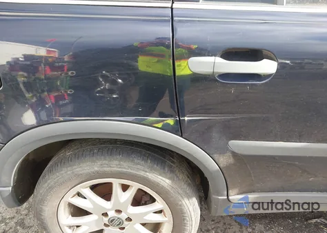 2005 Volvo Xc90 2.5T Awd z USA, uszkodzony, nr VIN YV1CZ592151160811